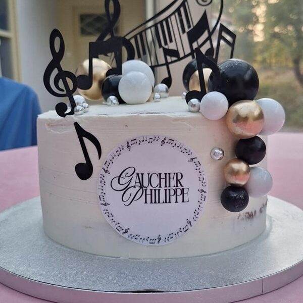 LAYER CAKE/NUDE CAKE